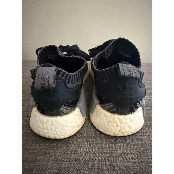 Men’s Adidas NMD R1 Primeknit Core Black/Grey Shoes Size 4 Women’s 5 - Picture 8 of 10